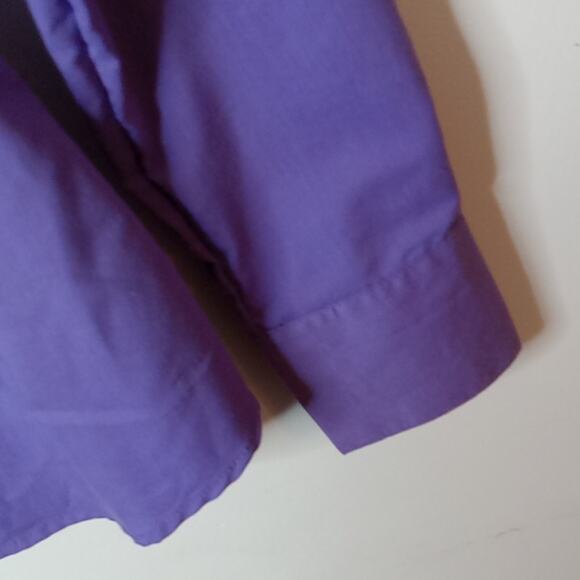 Gracie Women's Purple Collared Button down Medium blouse. Career,Office. - Picture 4 of 8